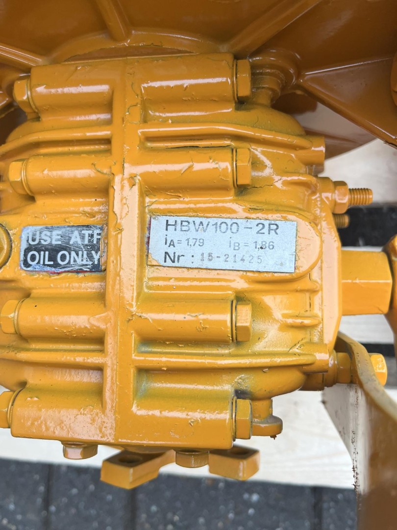 Vetus M3.10 17hp marine engine heat exchanger gearbox - Image 8