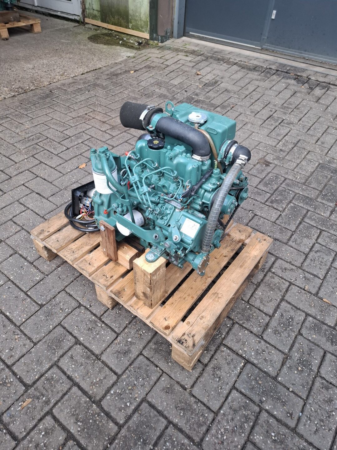 Volvo Penta MD2020 20hp marine engine (engine only) - Image 4