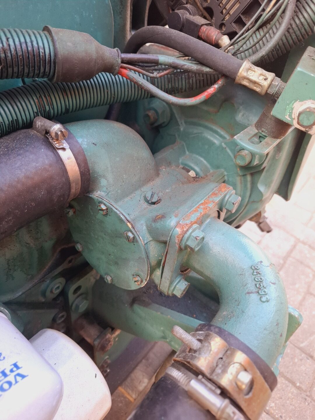 Volvo Penta TAMD63L 360 HP with Twin Disc MG5061SC Gearbox - Image 6