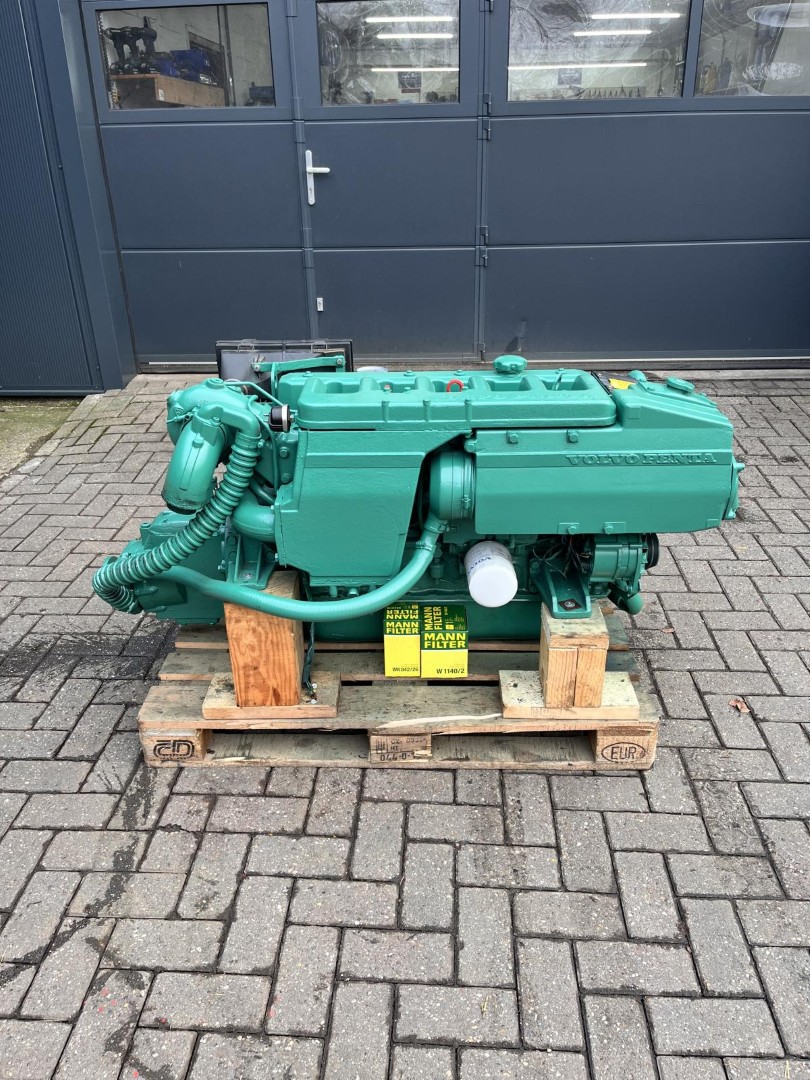 Volvo Penta TMD40A 125HP Marine Engine with MS3 Gearbox