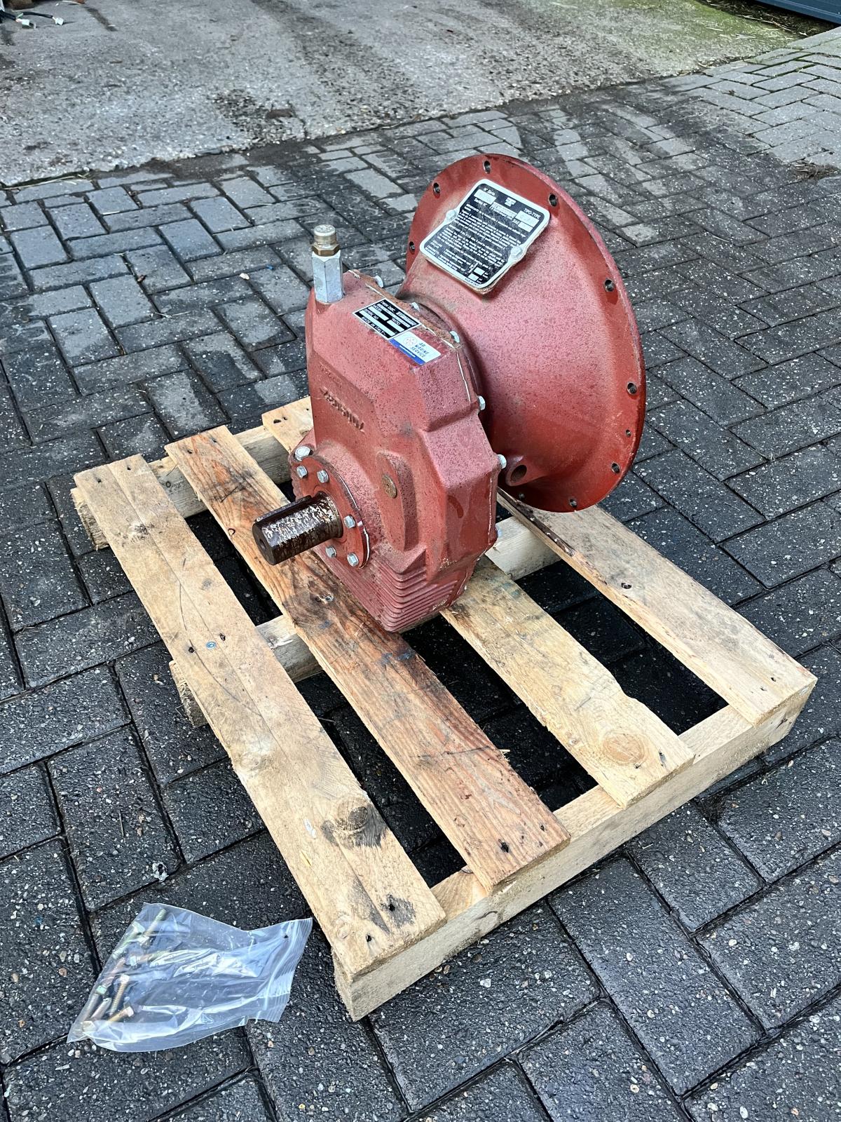Twin disc RM70 A 1.88 PTO SAE4 Type G.R (none marine) pump drive gearbox