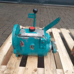 Som Bonacini reversing clutch with bell house