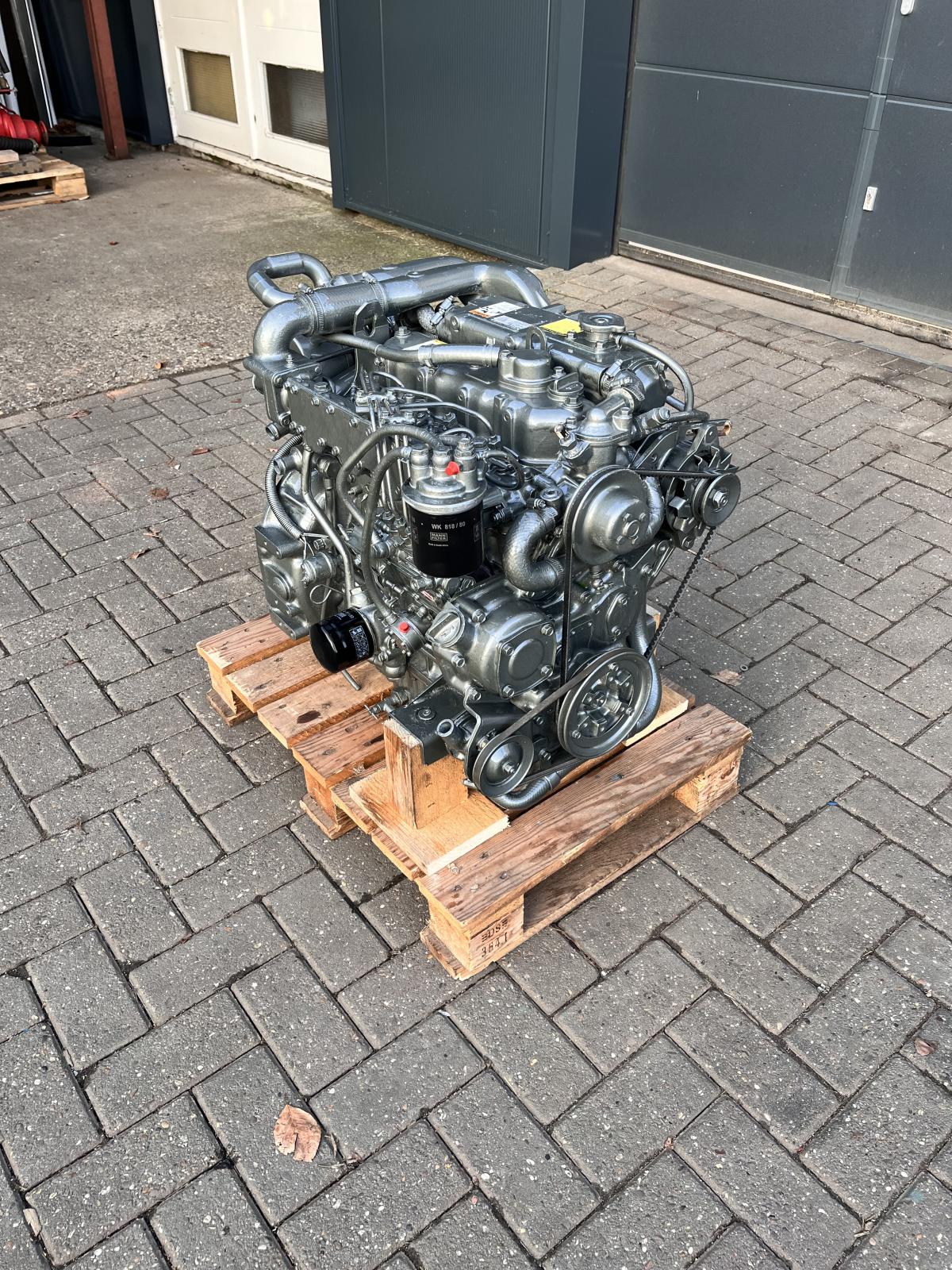 Yanmar 4JH LHT K2 Marine Engine - Image 2