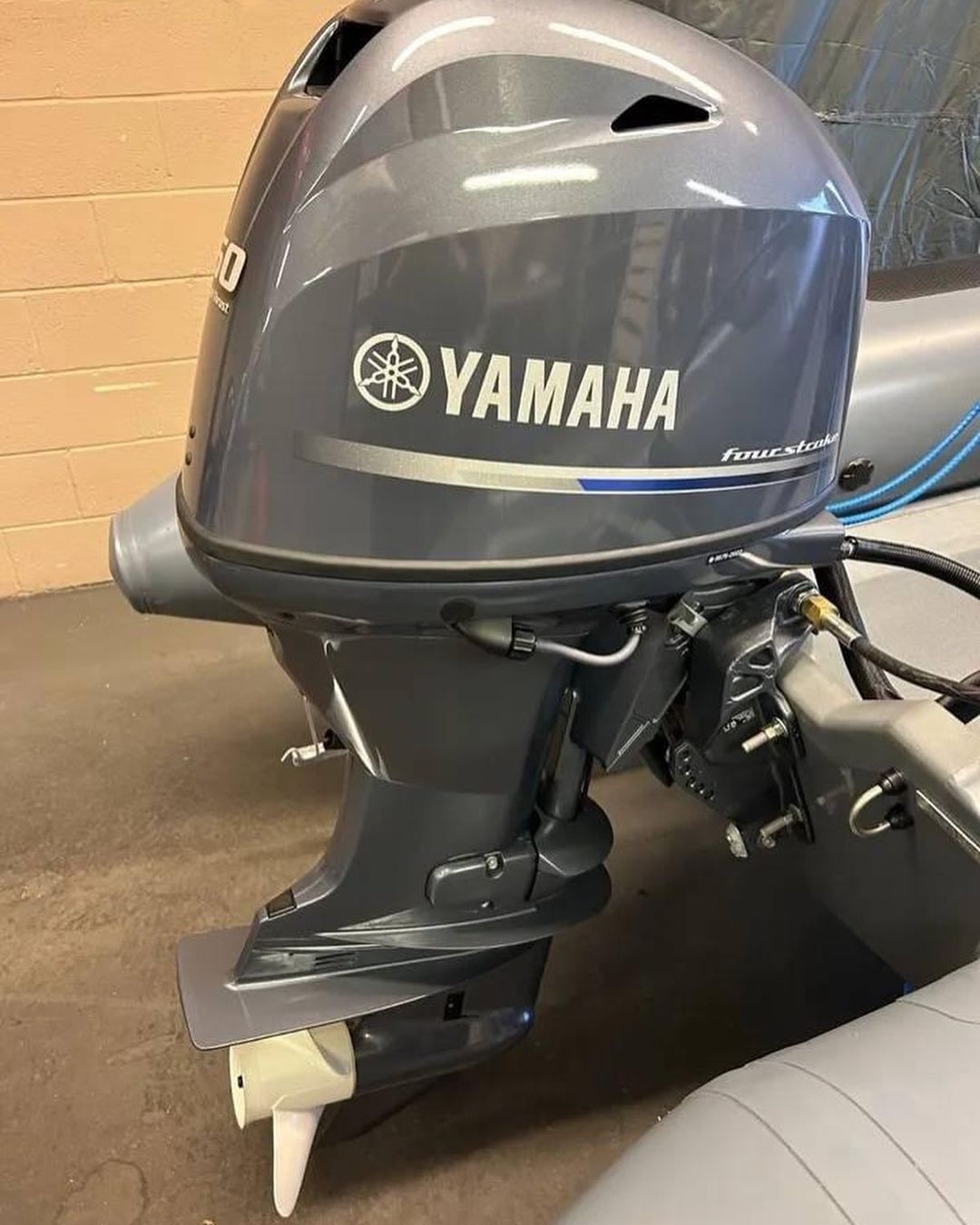 2022 Yamaha 50 HP 4-Stroke 20″ (L) Remote Steer Outboard Motor - Image 2