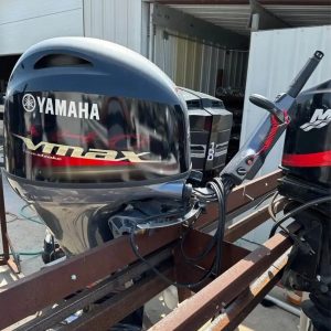 2023 90 hp Yamaha VMAX SHO 20″ Shaft Length Tiller Steer