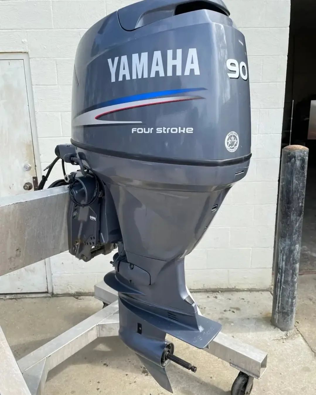 2004 Yamaha 90 HP 4-Stroke 20″ Shaft Outboard Motor