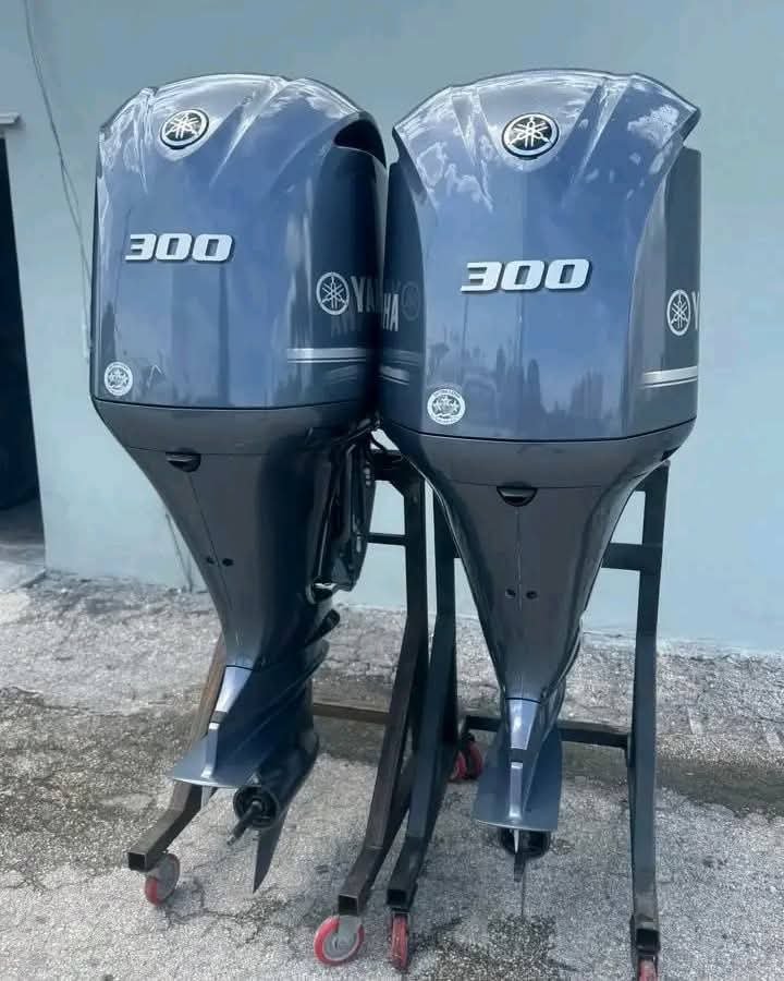 Yamaha F300 Outboard Motor - Image 2