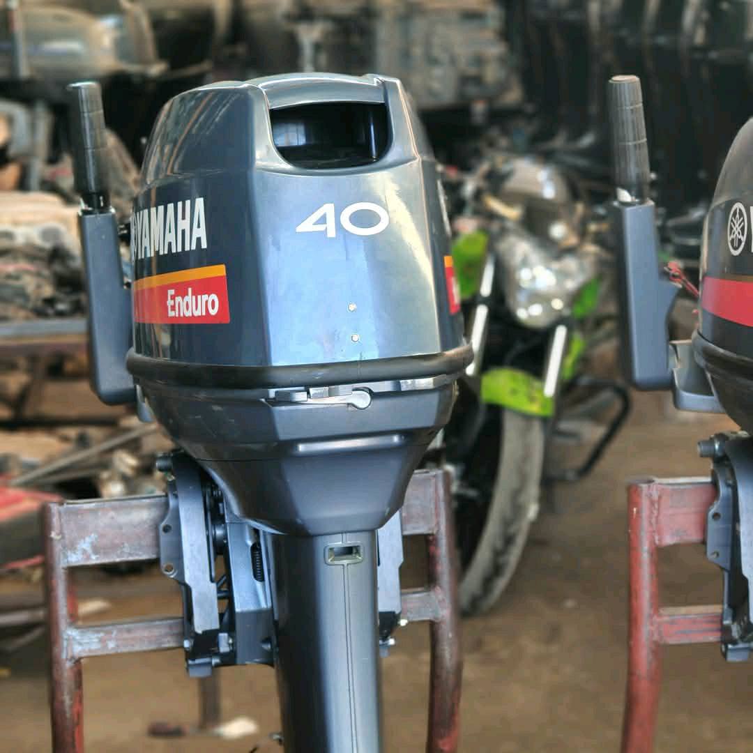 Yamaha 40 hp Enduro outboard engine 2-Stroke Long Shaft - Image 3