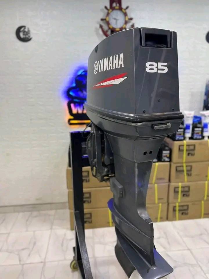Yamaha 85 A Outboard Motor 2 Stroke - Image 3