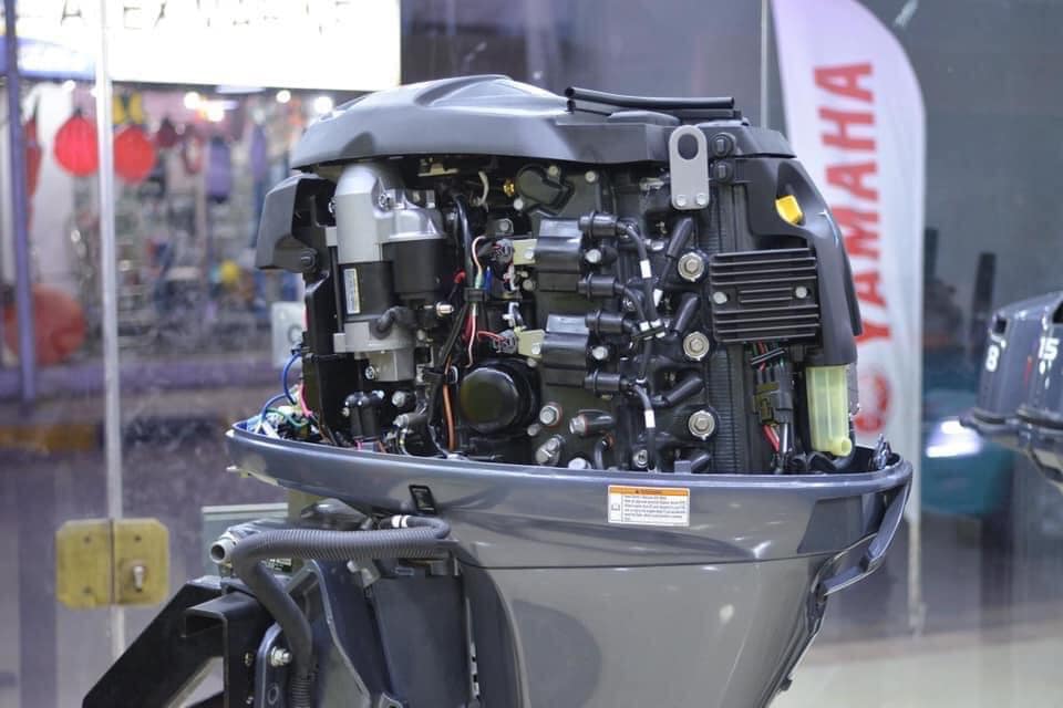 2021 Yamaha 70 HP 4-Stroke 20″ Shaft Remote Steer Power Tilt & Trim Outboard Motor - Image 4