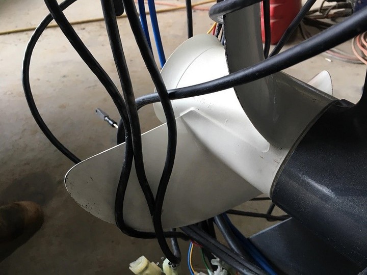 2015 Yamaha 70 hp 4-Stroke 25” Shaft Remote Steer Power Tilt & Trim Outboard Motor - Image 2