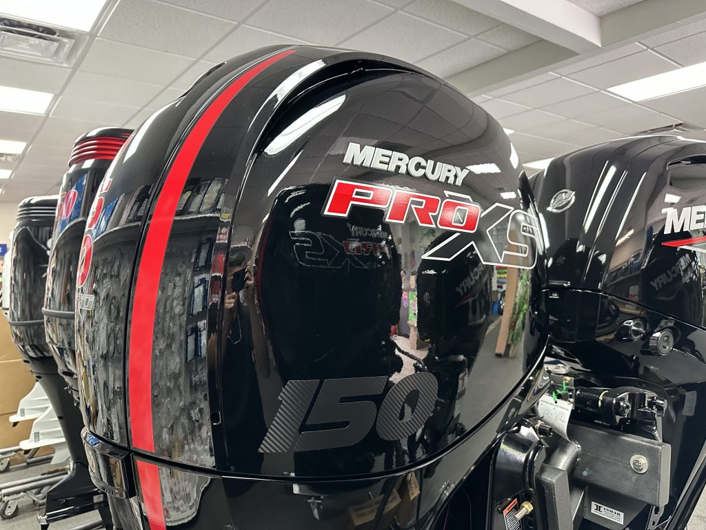 New- Mercury 150 HP 25″ Shaft 4- Stroke Pro XS - Image 9