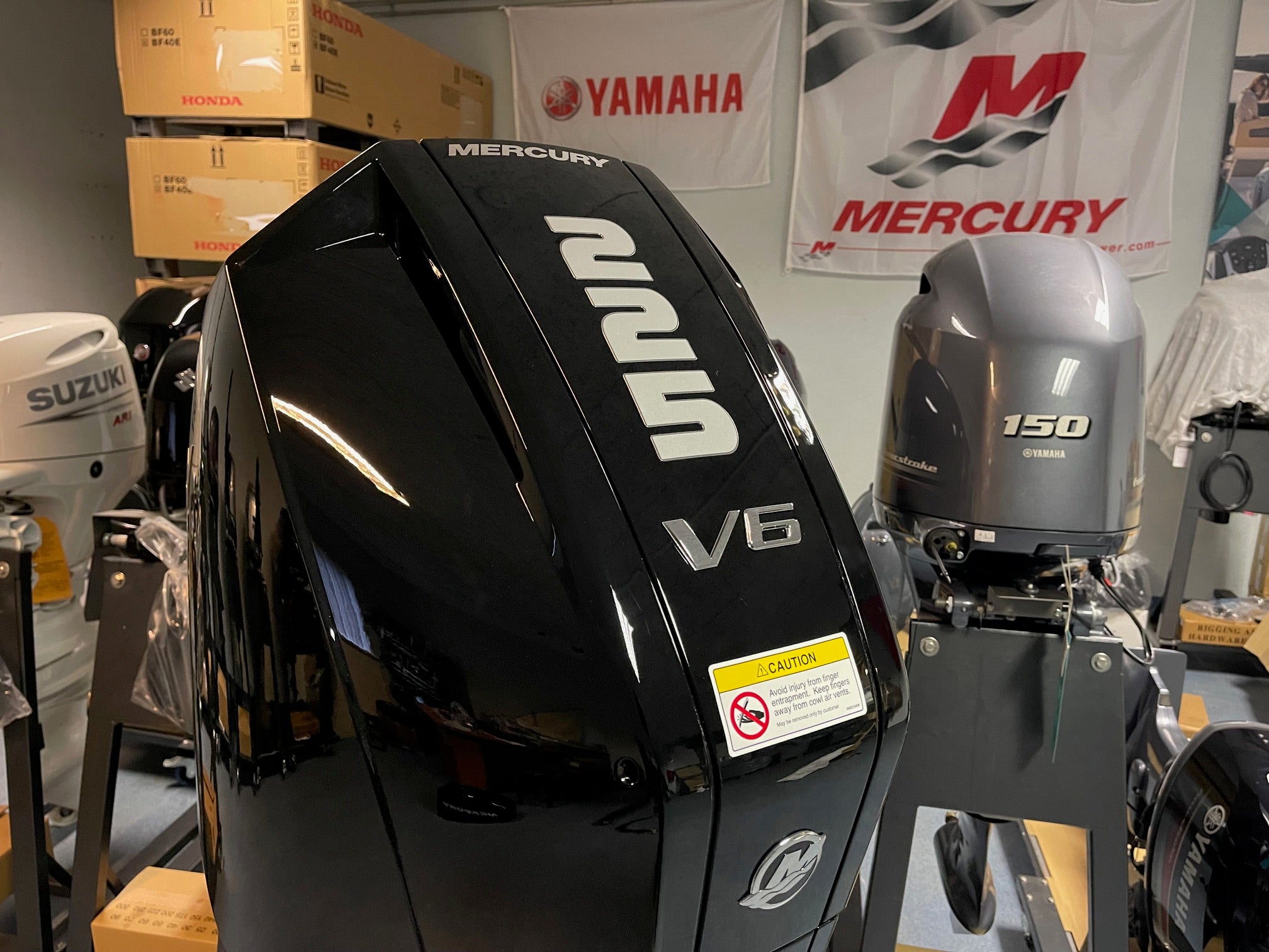 Mercury 225 HP extra long shaft F225 DS (including digital remote control, gauges and stainless steel propeller) - Image 5