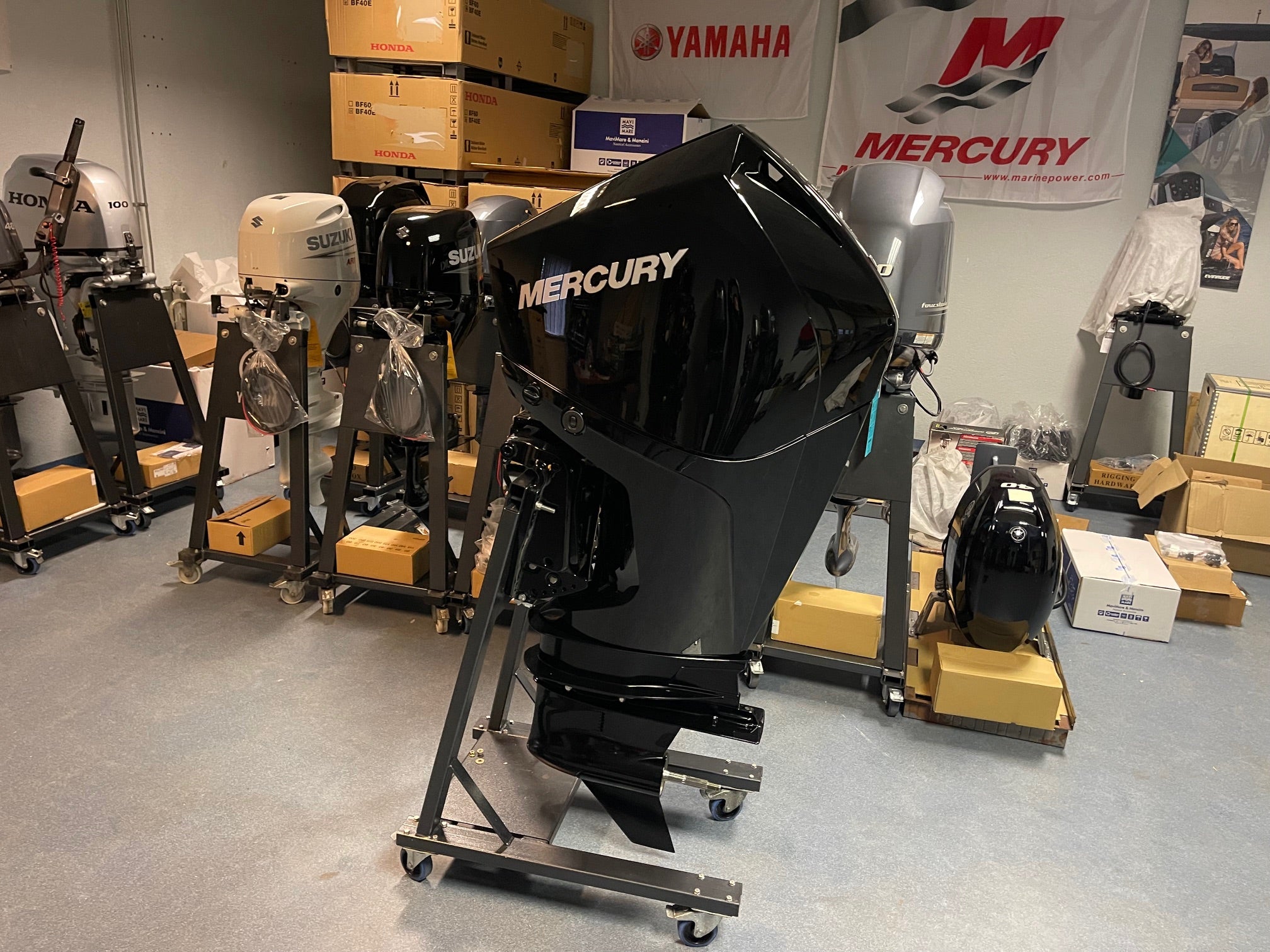 Mercury 225 HP extra long shaft F225 DS (including digital remote control, gauges and stainless steel propeller) - Image 6
