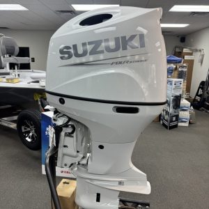Suzuki DF150ATLW5 – 150HP 4-Stroke (20” Shaft)
