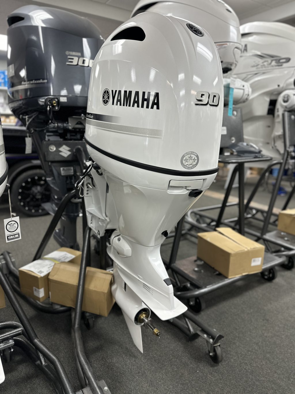 2025 Yamaha F90LB2 Pearl White Special Edition - Image 3