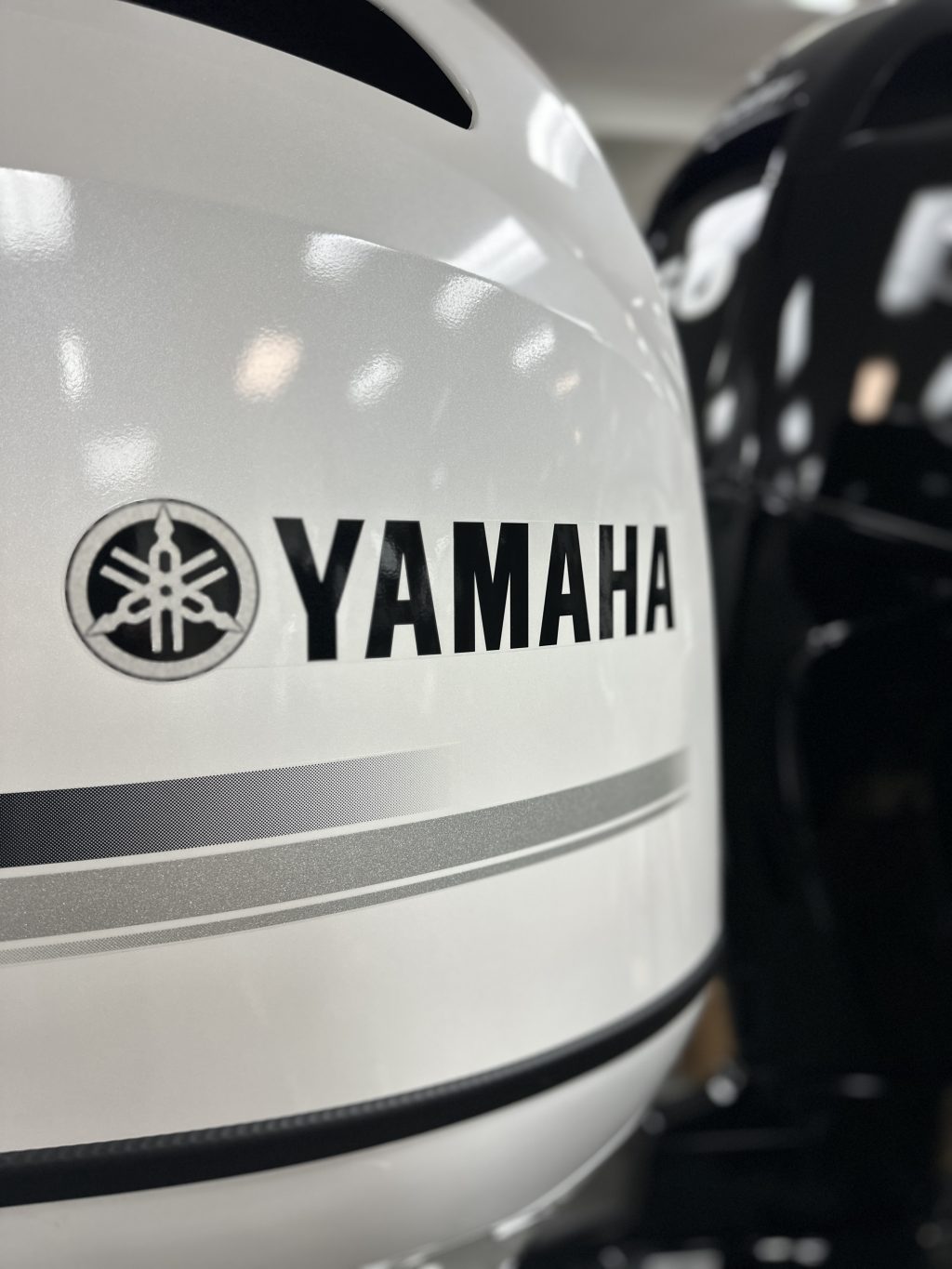2025 Yamaha F90LB2 Pearl White Special Edition - Image 16