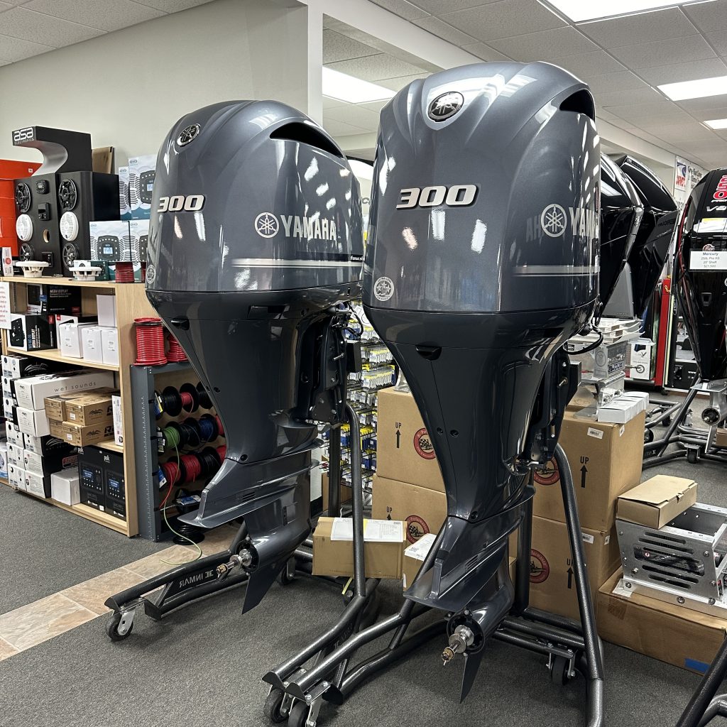 BRAND NEW – 2024 Yamaha F300XA & LF300XA 25” Shaft Pair - Image 2