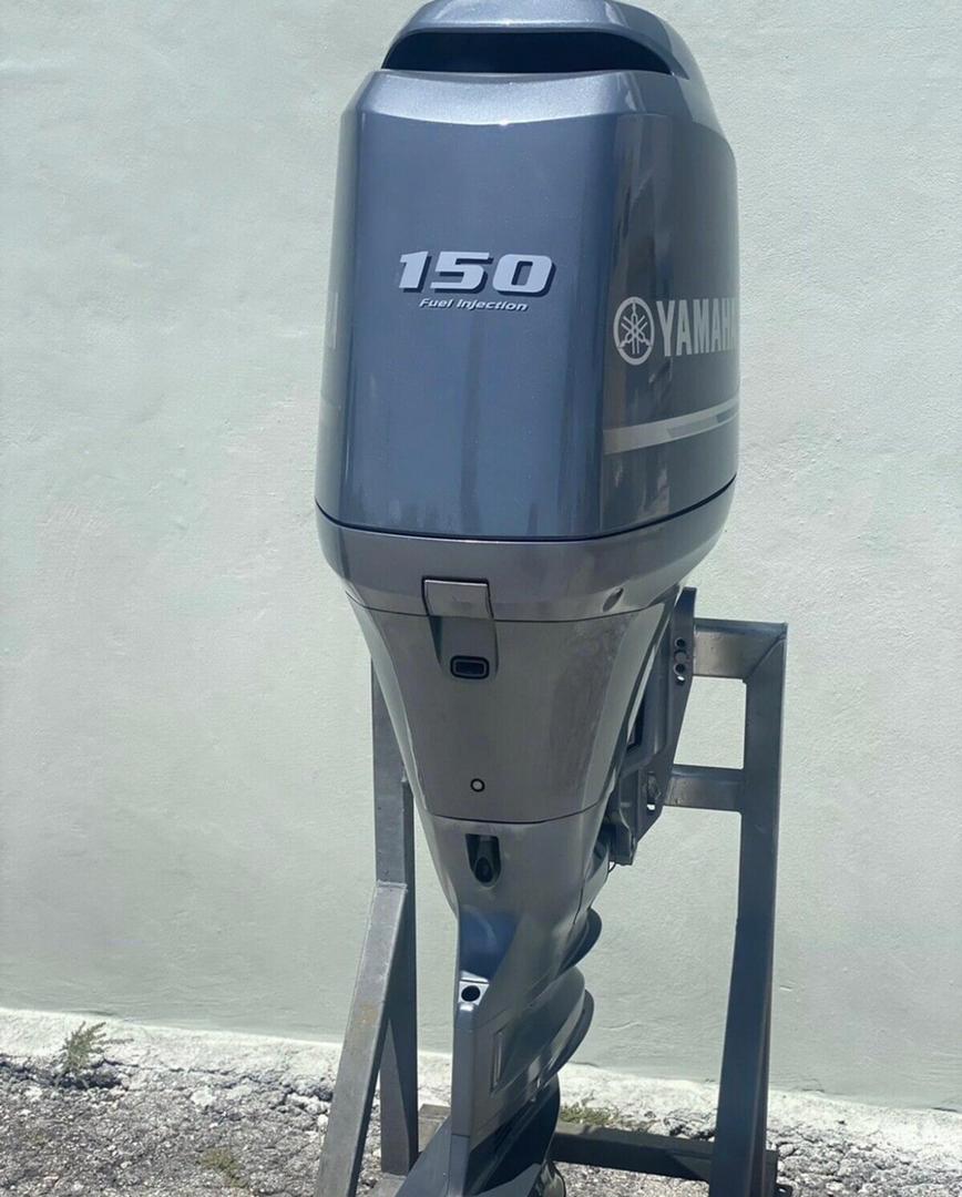 2018 Yamaha 150 HP 4-Stroke 25″ Shaft Remote Steer Power Tilt And Trim Outboard Motor - Image 4