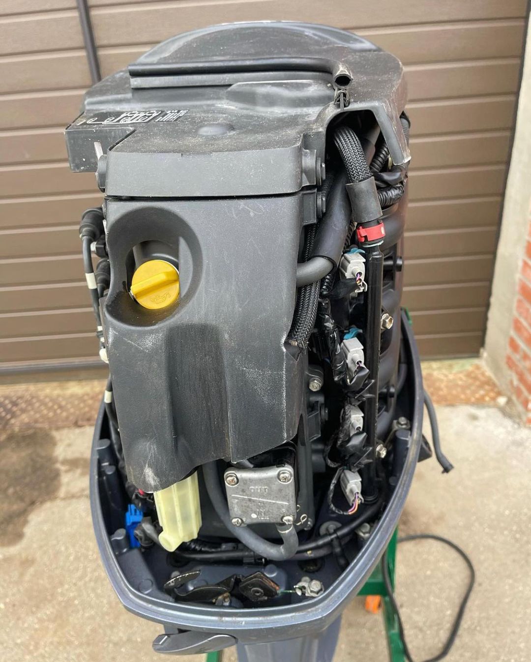 2014 Yamaha 70 hp 4-Stroke 20” Shaft Remote Steer Power Tilt & Trim Outboard Motor - Image 3