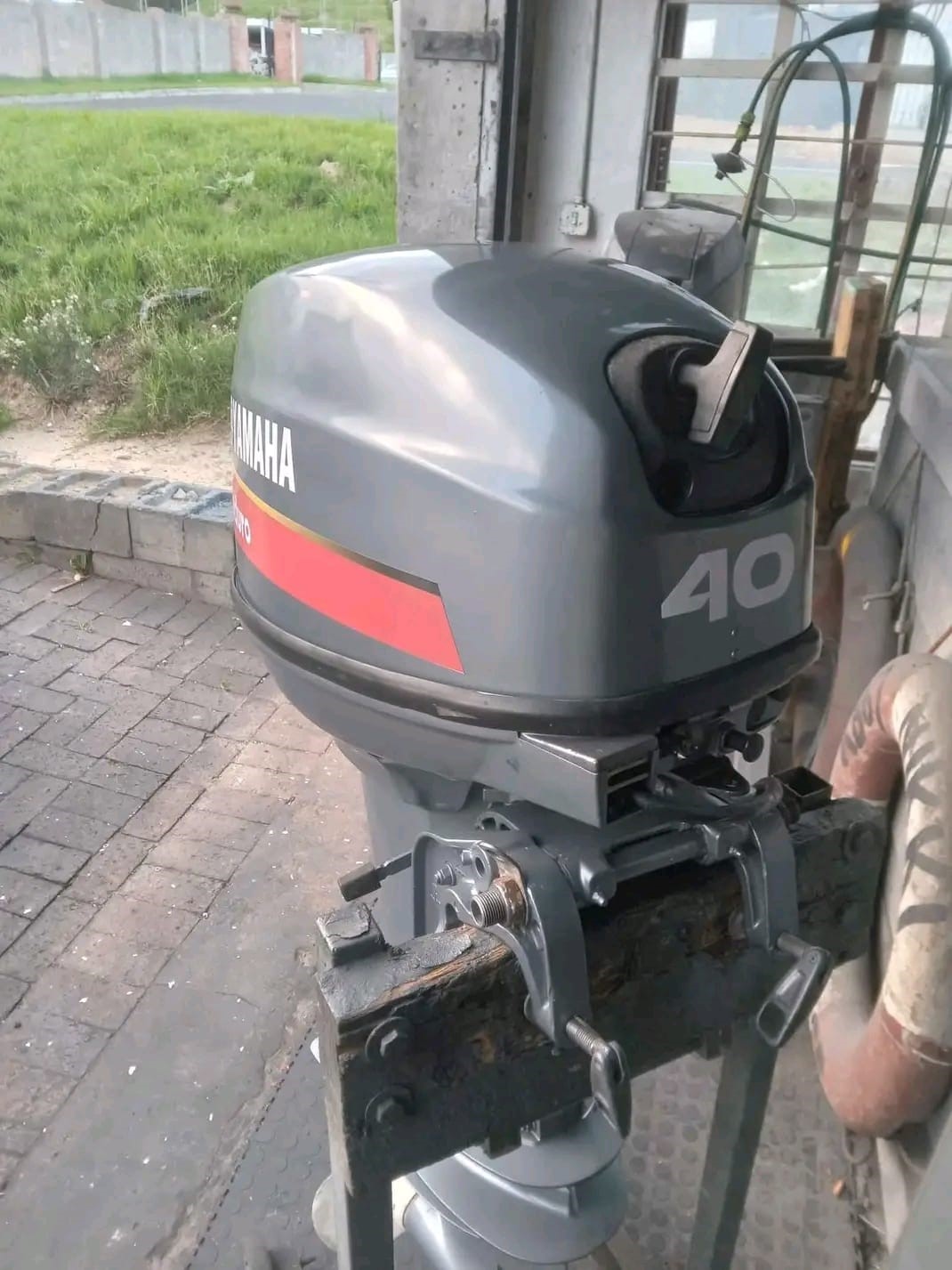 Yamaha 40 hp Enduro outboard engine 2-Stroke Long Shaft - Image 5