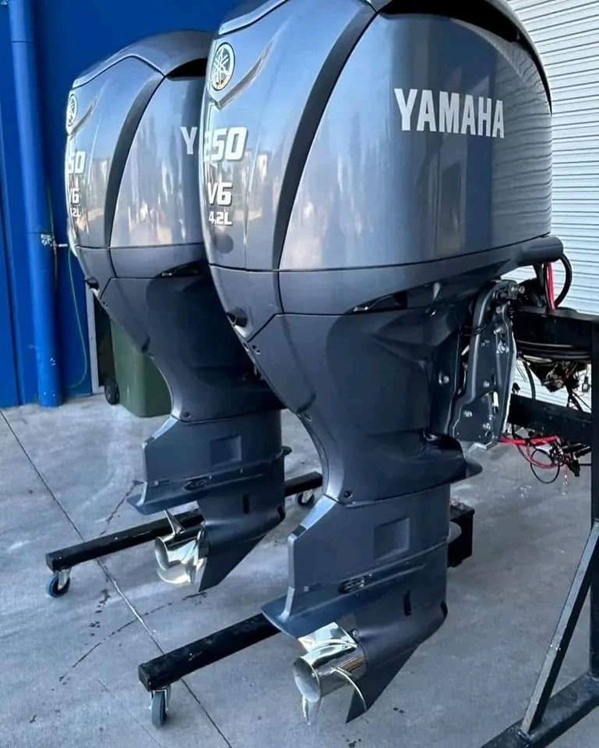 Twin Yamaha F250NCB 250HP outboards - Image 3