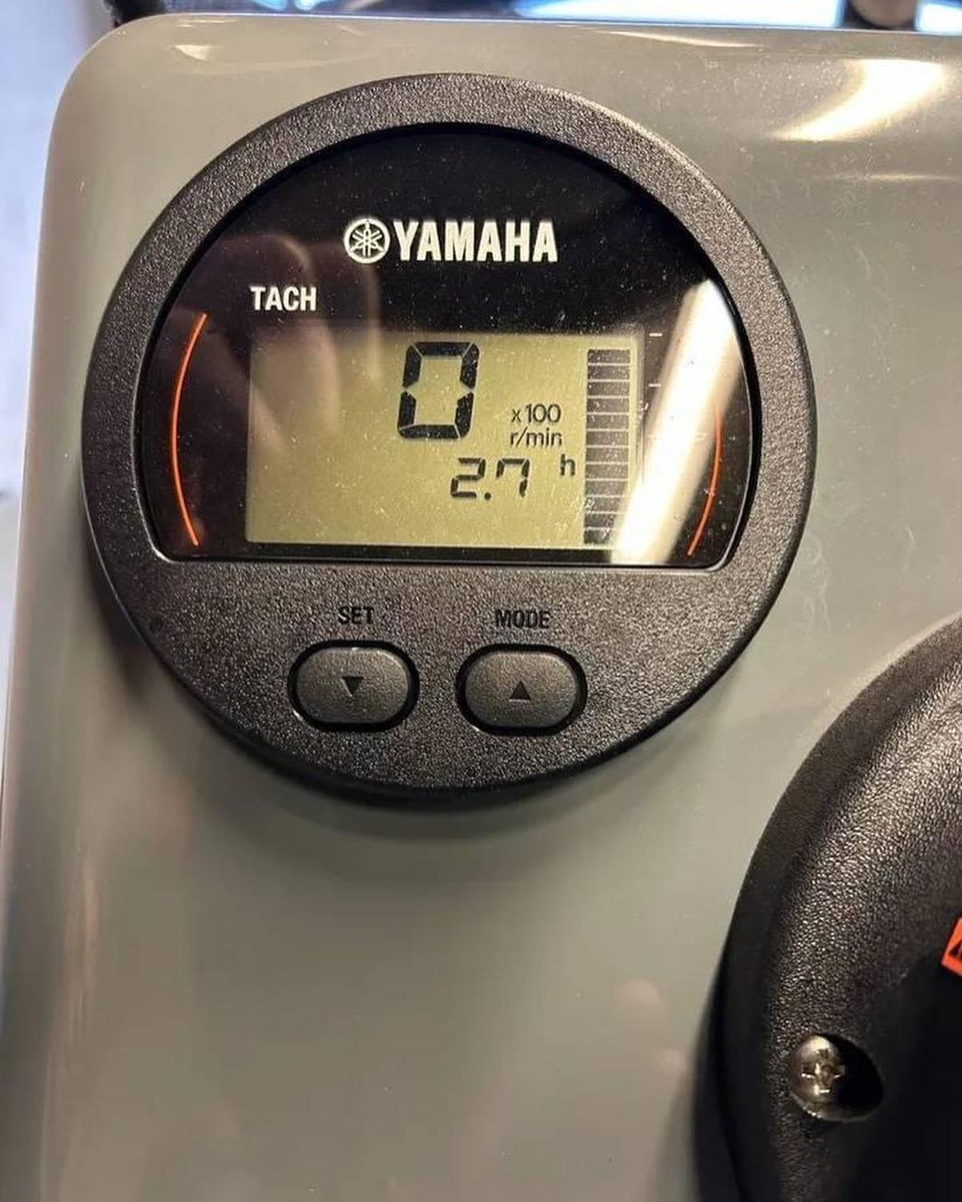 2022 Yamaha 50 hp 4-Stroke 20″ (L) Remote Steer Outboard motor - Image 3