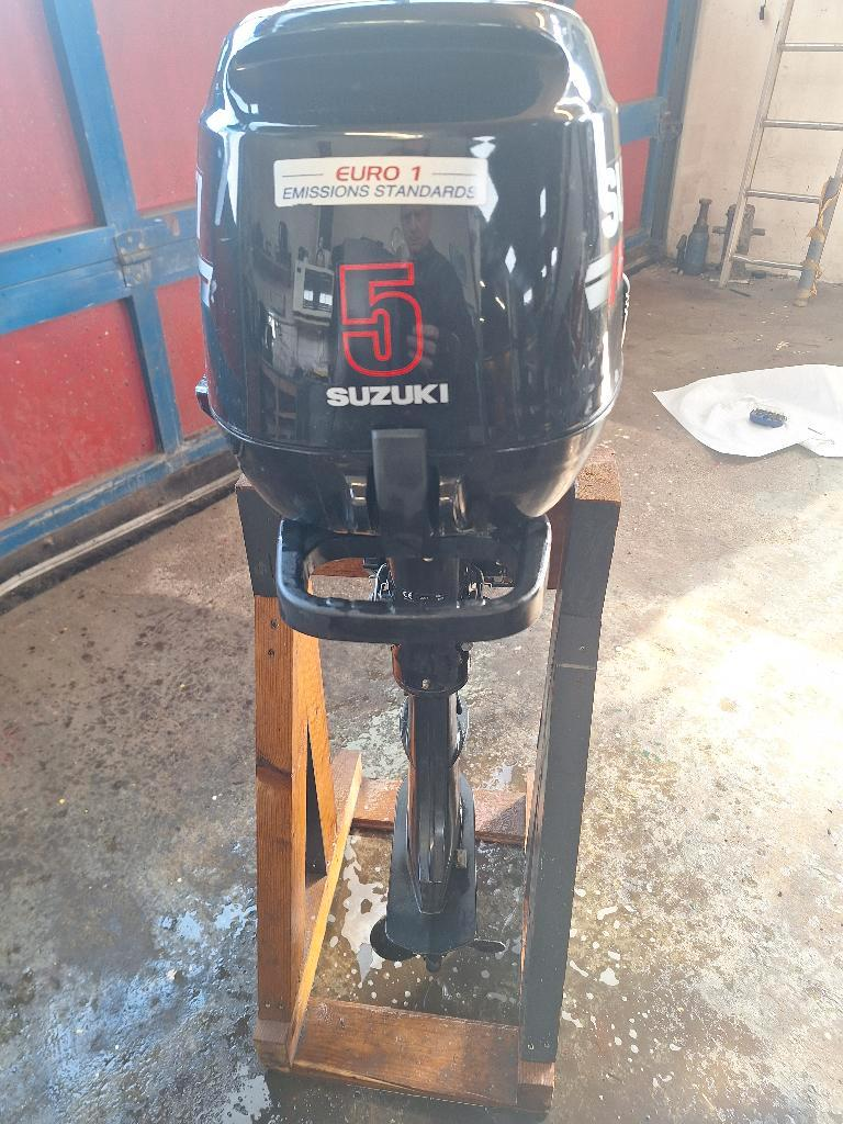 Suzuki 5HP four-stroke
