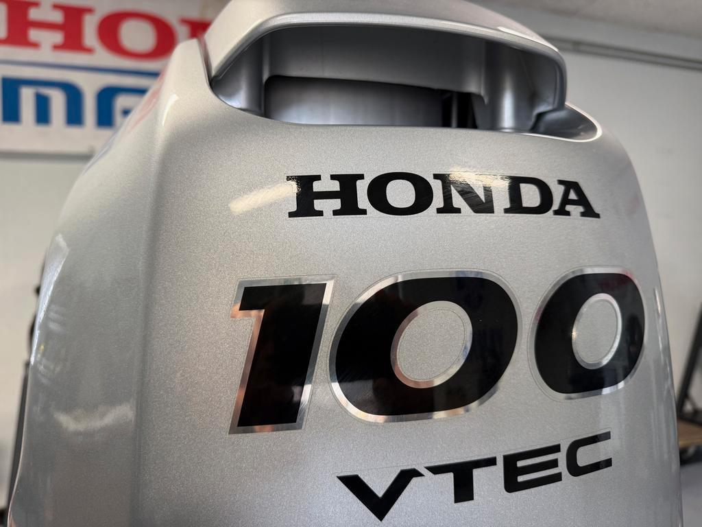 Honda 100 hp long shaft with remote control. Year 2025. Warranty 2 years. - Image 3