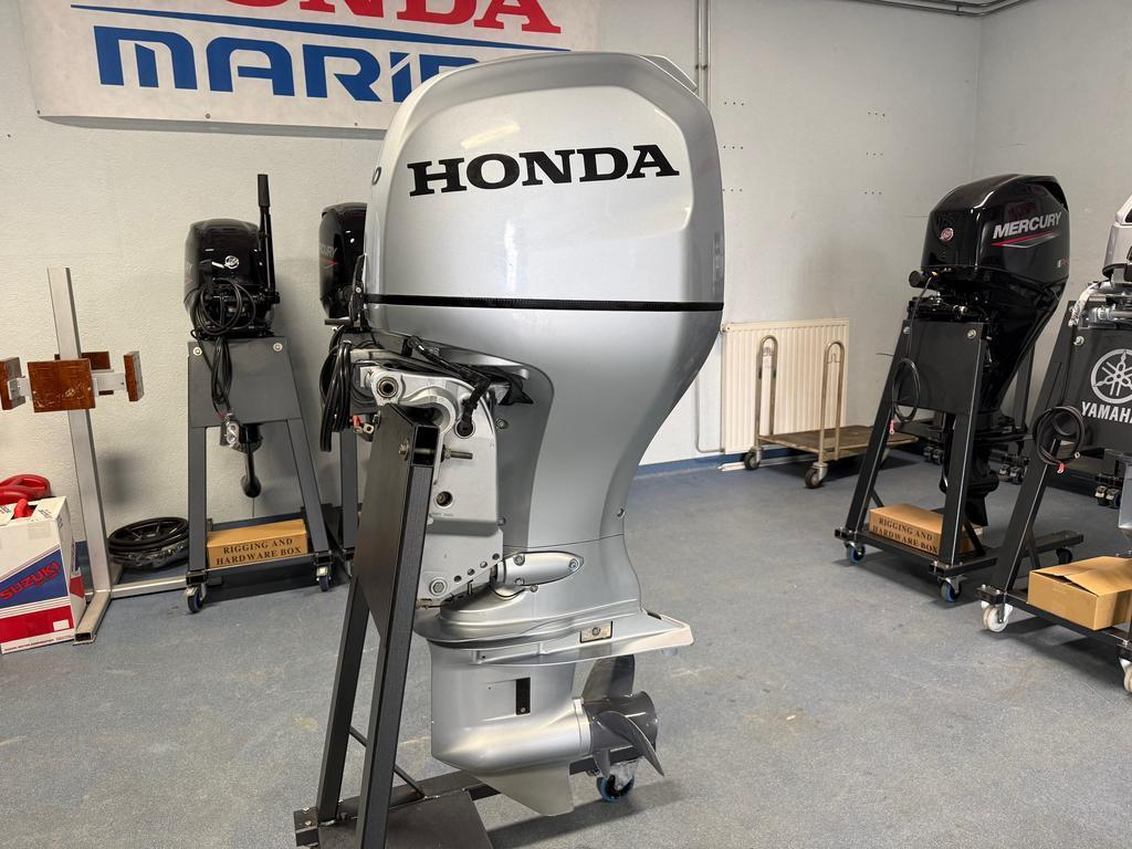Honda 100 hp long shaft with remote control. Year 2025. Warranty 2 years. - Image 4