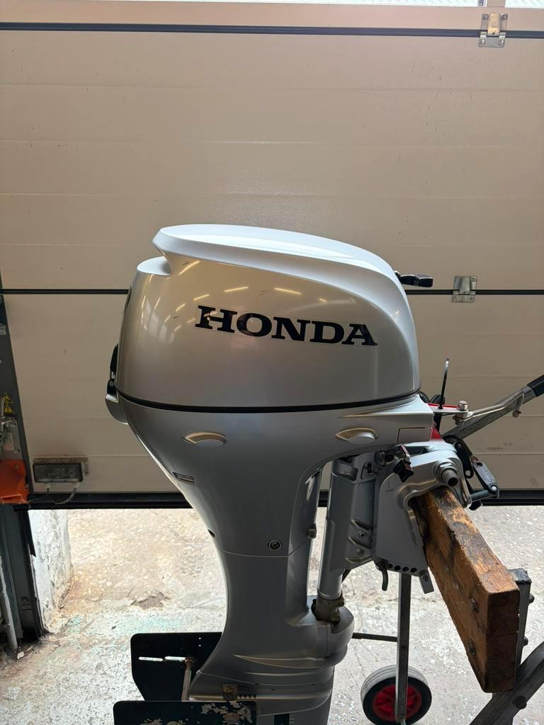 Honda 20 hp long shaft remote control - Image 2