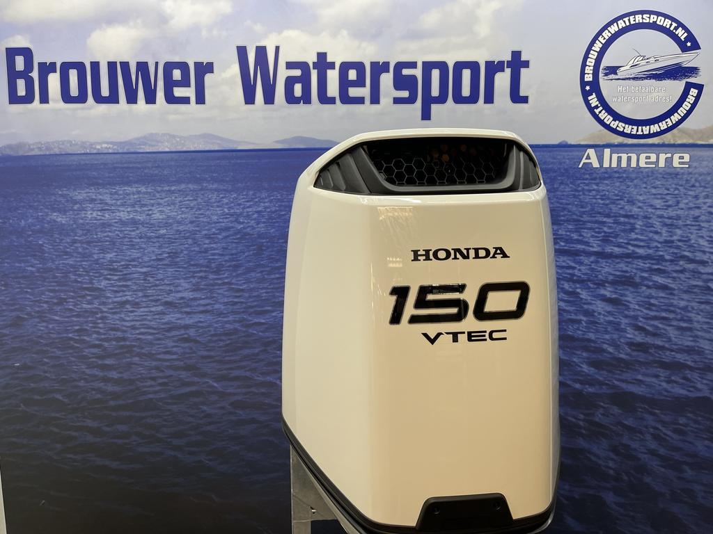 Honda 150 hp outboard motor with only 22 hours of use!! - Image 4