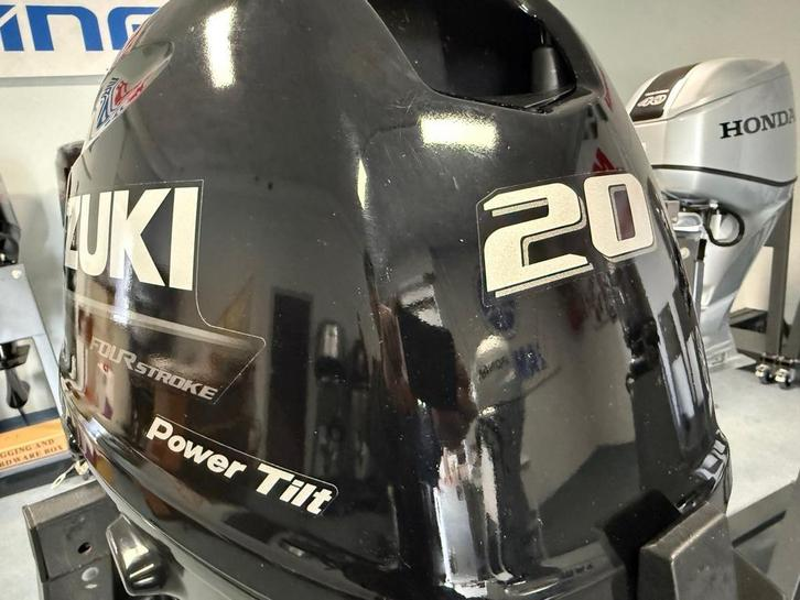 Suzuki 20 hp 4-stroke EFI longitudinal remote control. Trim 4 yr warranty.