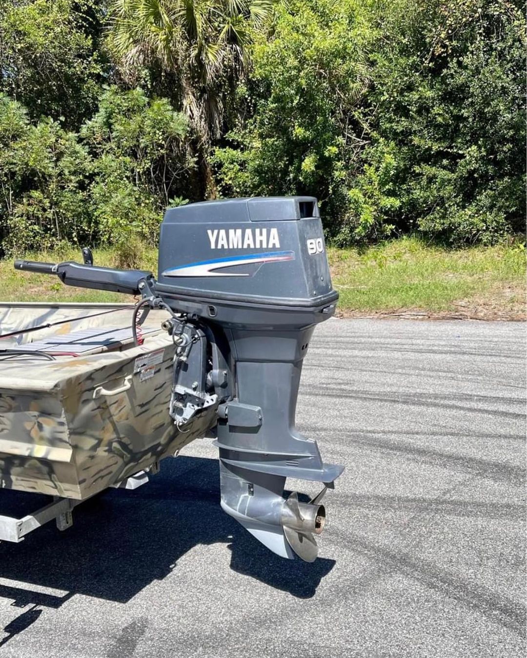 Used 2004 Yamaha 90 hp 2 Stroke - Image 3