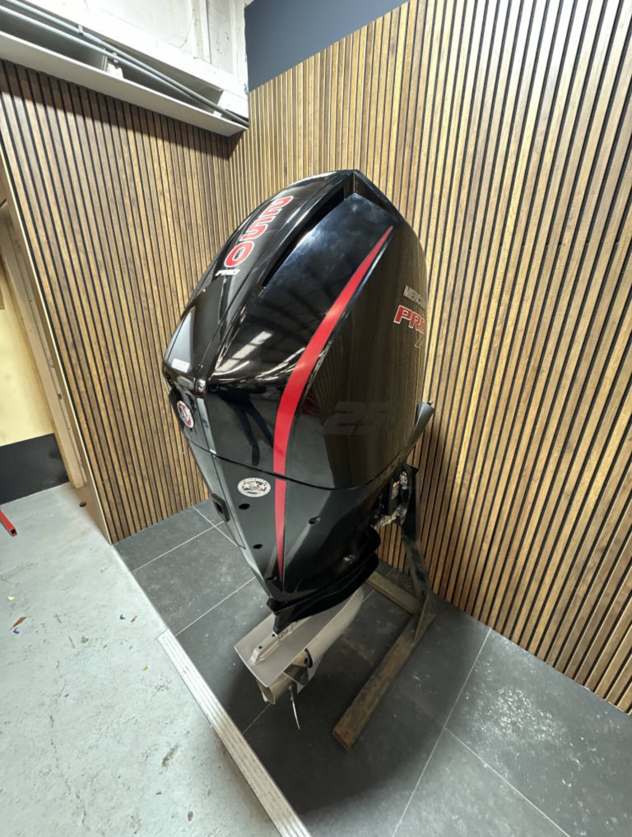 Used 2020 Mercury 250HP Pro XS V8 Outboard - Image 2