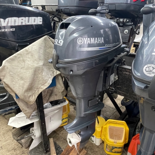 2013 Yamaha 9.9hp 4-Stroke 15" Outboard Motor SOLD