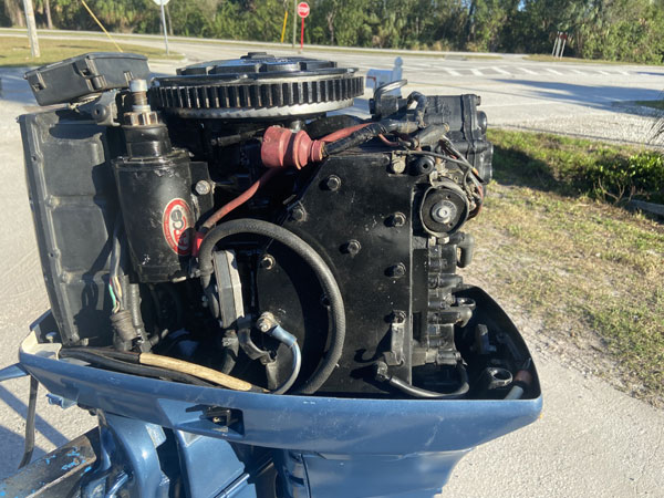 60 Hp Evinrude Outboard Boat Motor For Sale - Image 5
