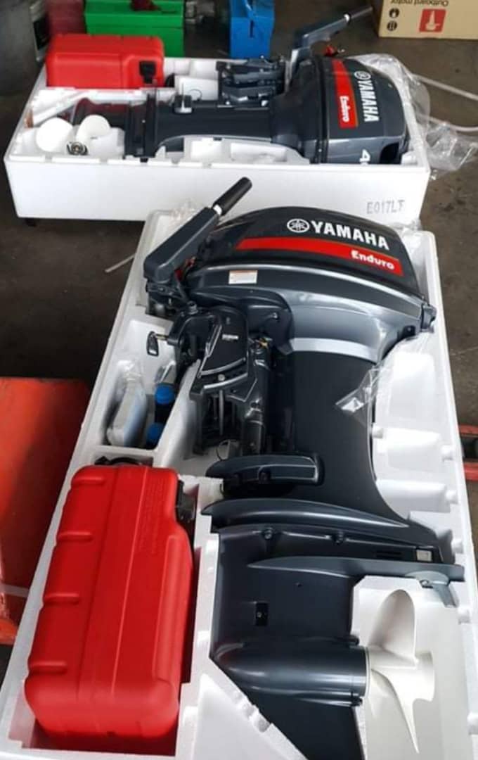 Yamaha E40XMHS 40hp 2 Stroke Enduro Boat Engine Short Shaft - Image 4