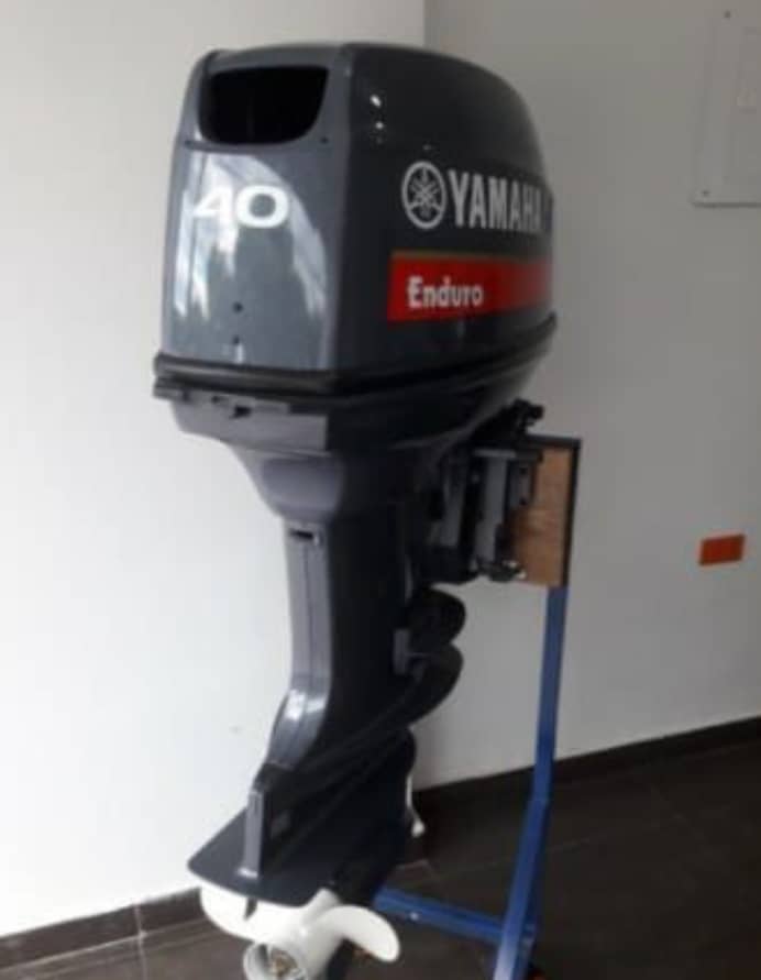 Yamaha E40XMHS 40hp 2 Stroke Enduro Boat Engine Short Shaft - Image 2
